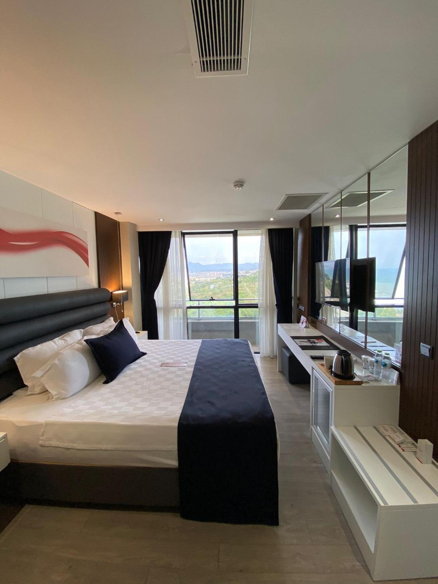 Ramada By Wyndham Giresun Piraziz Hotel Exterior photo